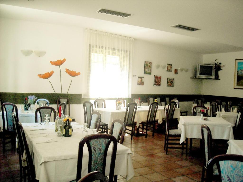 Hotel Faedo Pineta ภายนอก รูปภาพ
